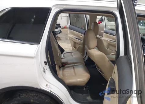 2017 Mitsubishi Outlander Se/Sel z USA, uszkodzony, nr VIN JA4AZ3A36HZ024115